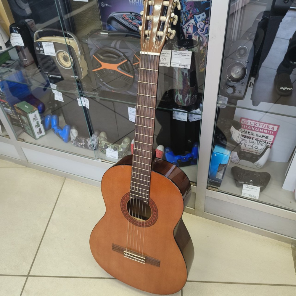 Гитара Yamaha c-40