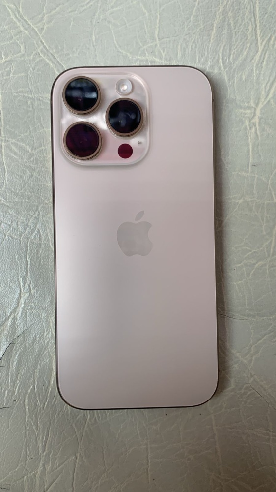 Смартфон iPhone 16 PRO