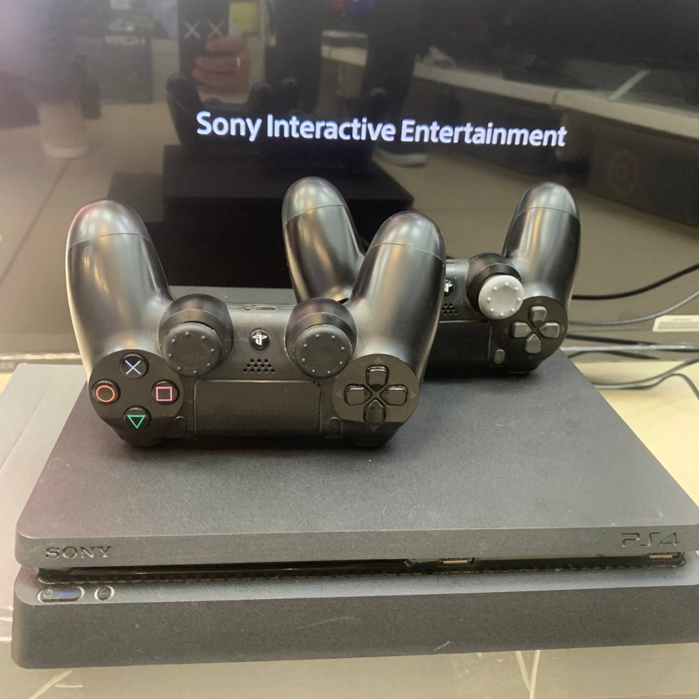 Игровая приставка Sony PlayStation 4 slim 500гб