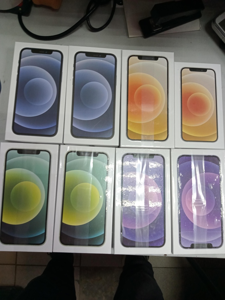 Смартфон iPhone 12 128 Gb