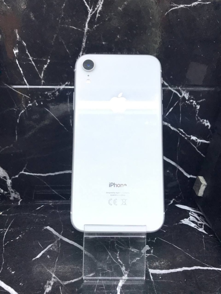 Смартфон iPhone XR 64 Gb