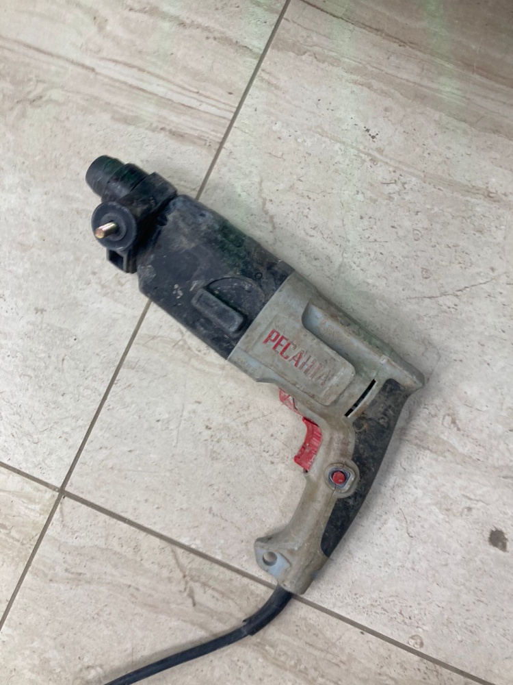 Перфоратор РЕСАНТА П-24-650К