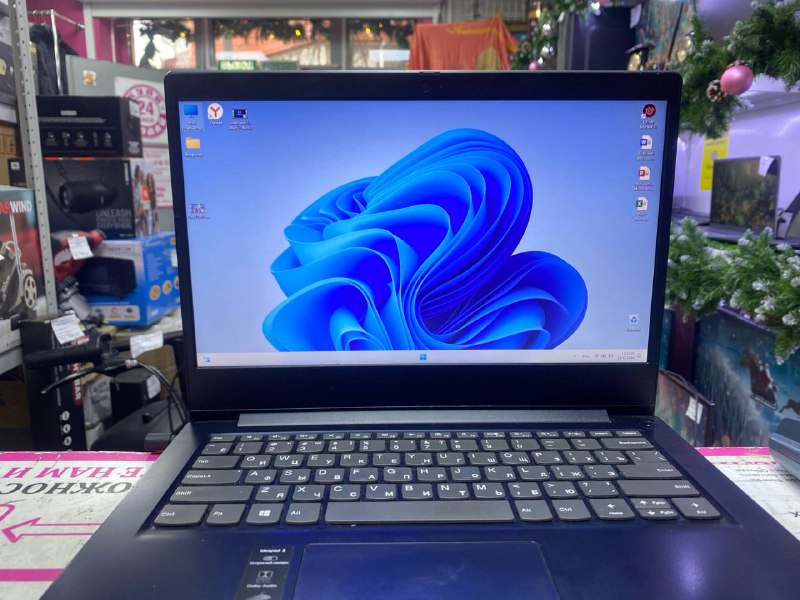 Ноутбук Lenovo IdeaPad 3