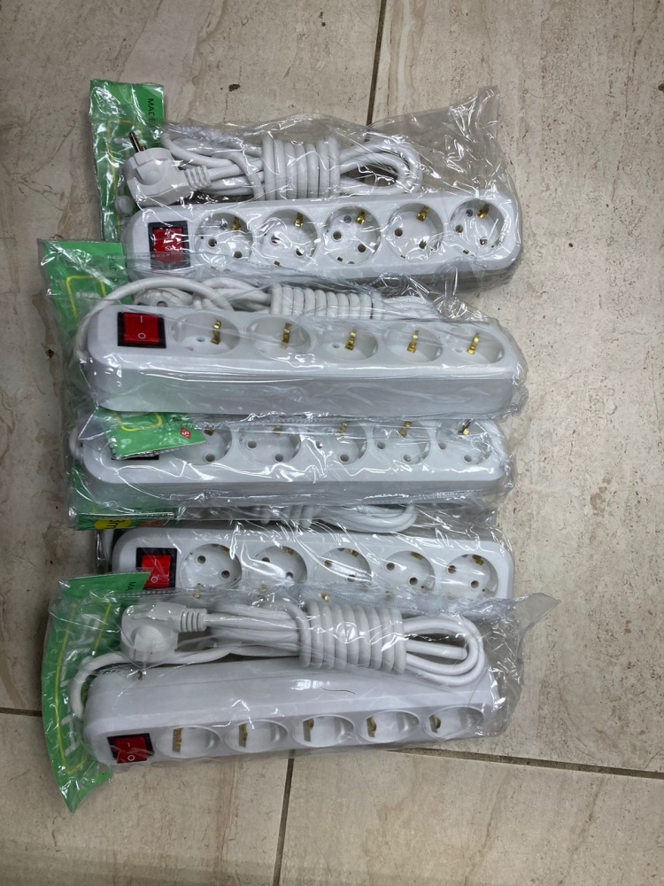 Удлинитель сетевой 5 розеток 3 метра