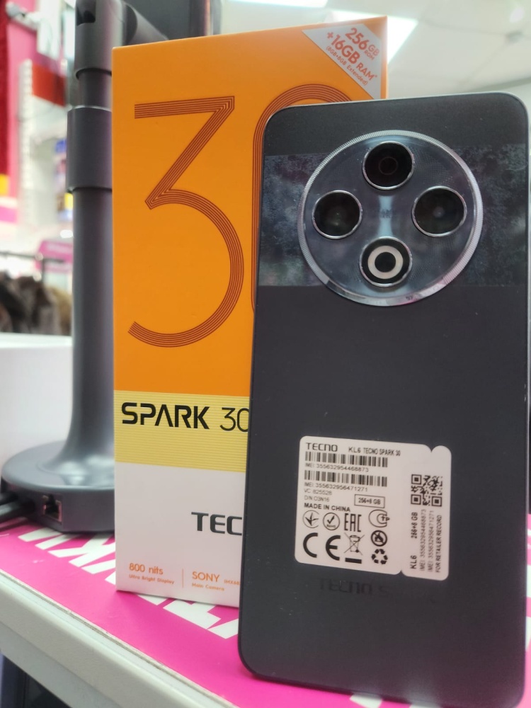 Мобильный телефон Tecno SPSRK 30 8-256