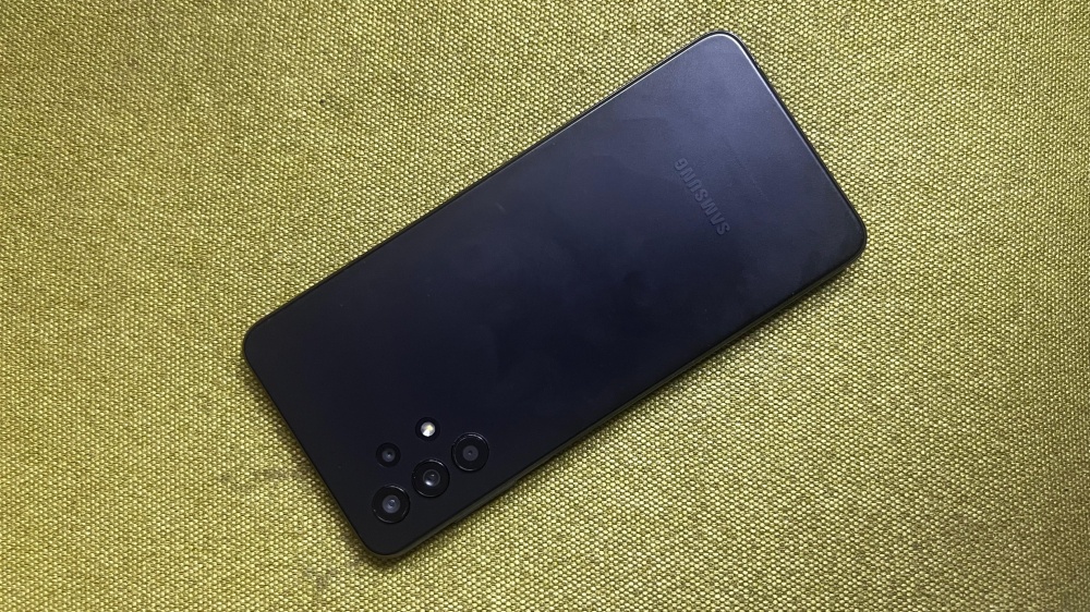 Смартфон Samsung Jump 4/128