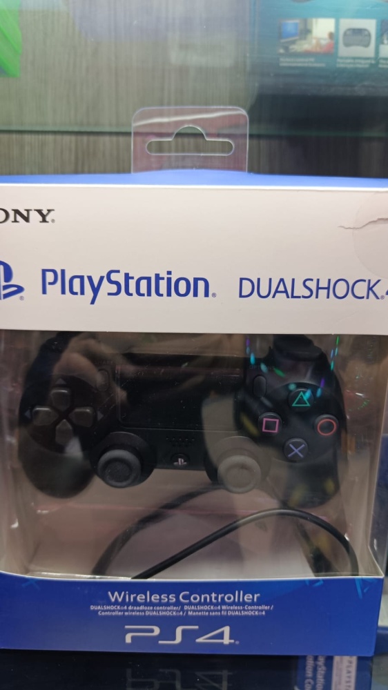 Геймпад PS4