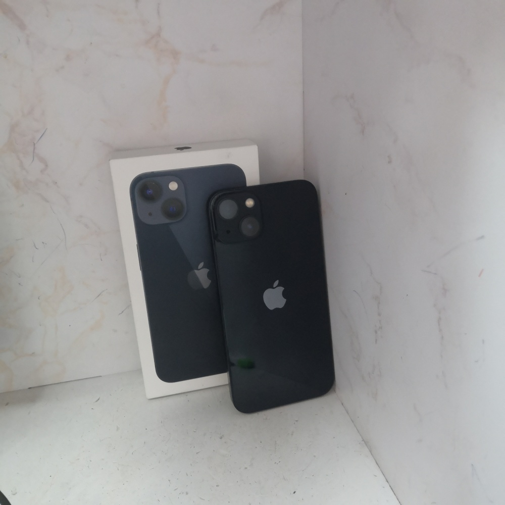 Смартфон iPhone 13 128 Gb